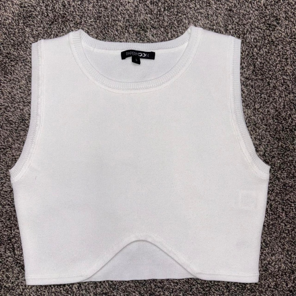 Papermoon Boutique White Crop Top Size Small